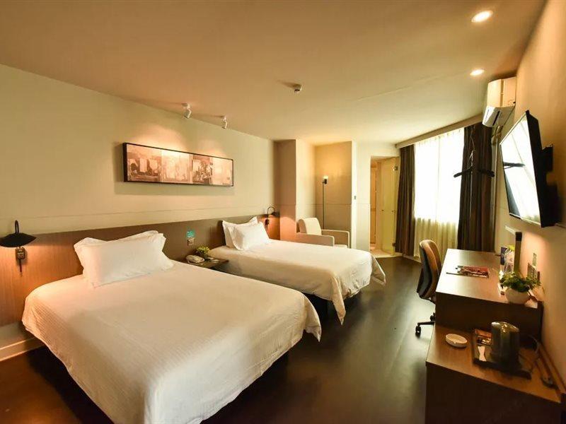 Jinjiang Inn Haikou Binhai Avenue Qilou Old Street Exterior foto